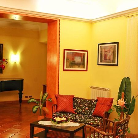 Borgo Dei Castelli Hotel Grottaferrata Luaran gambar