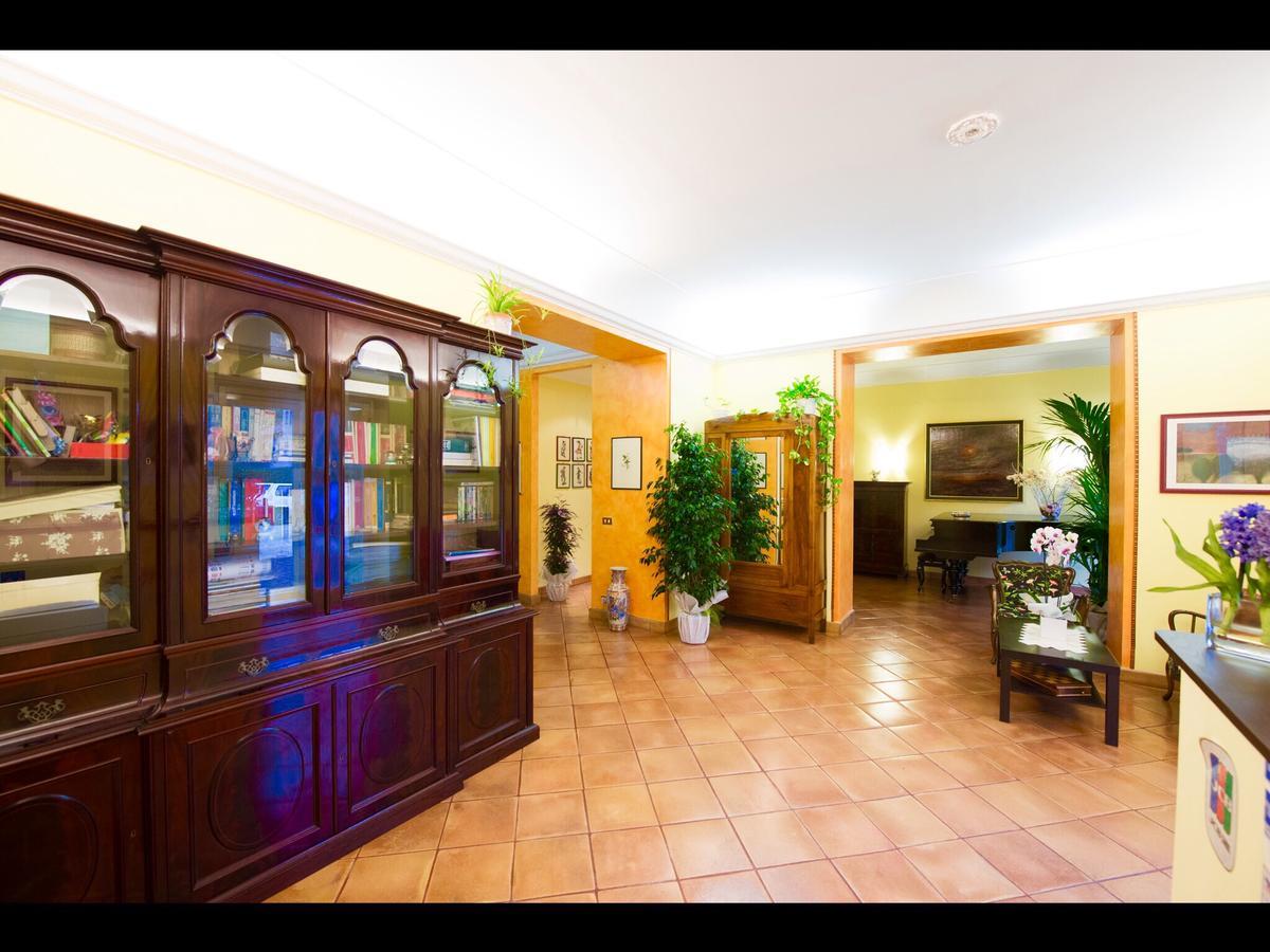 Borgo Dei Castelli Hotel Grottaferrata Luaran gambar