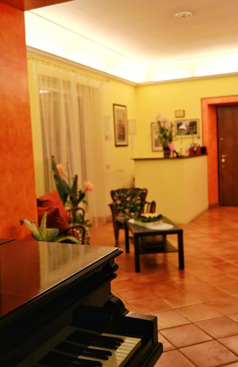 Borgo Dei Castelli Hotel Grottaferrata Luaran gambar